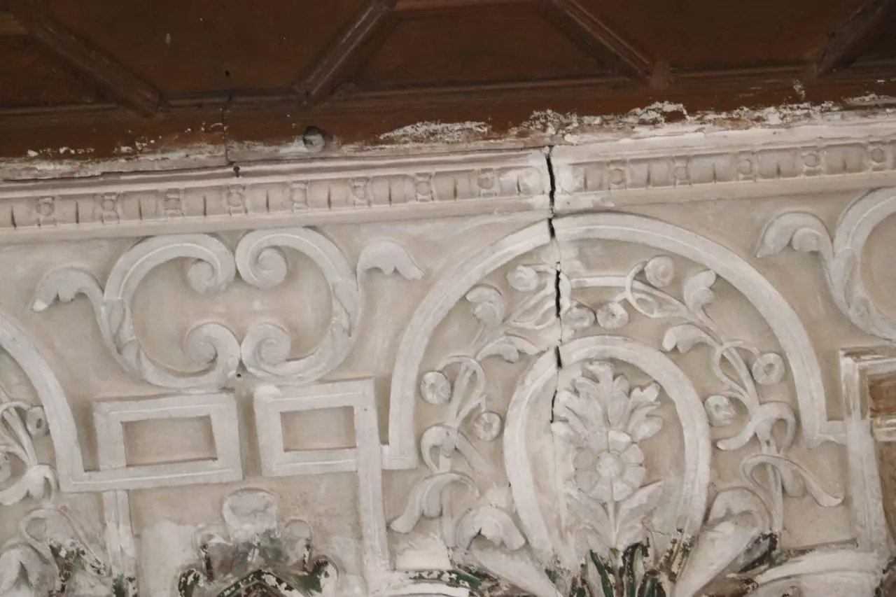 آسیب به کاخ سلیمانیه کرج