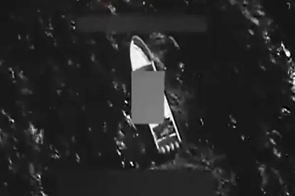 حمله به قایق 