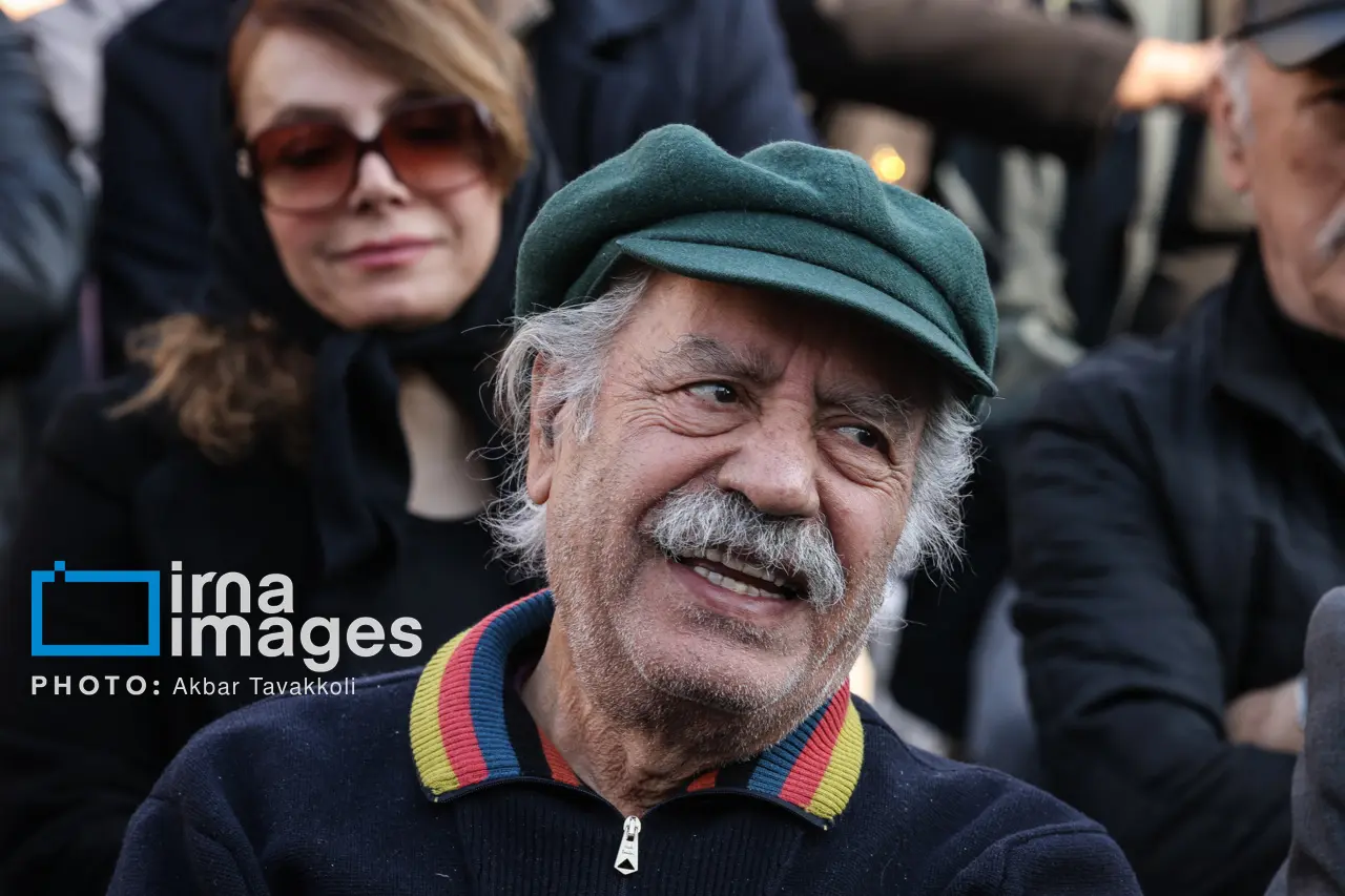 مراسم تشییع پیکر عنایت الله بخشی