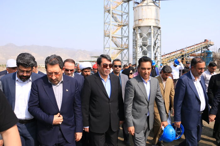 بزرگترین ذخیره تیتانیوم ایران صاحب کارخانه شد1