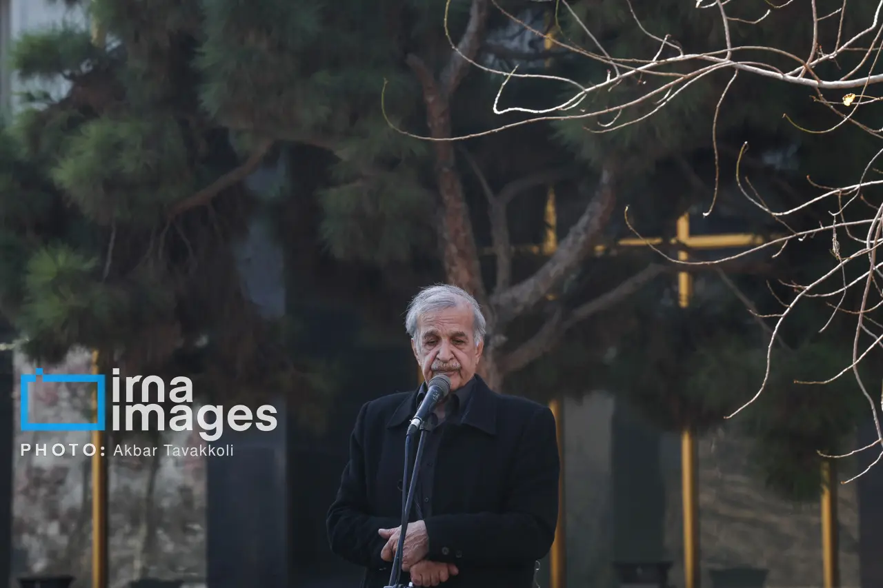 مراسم تشییع پیکر عنایت الله بخشی