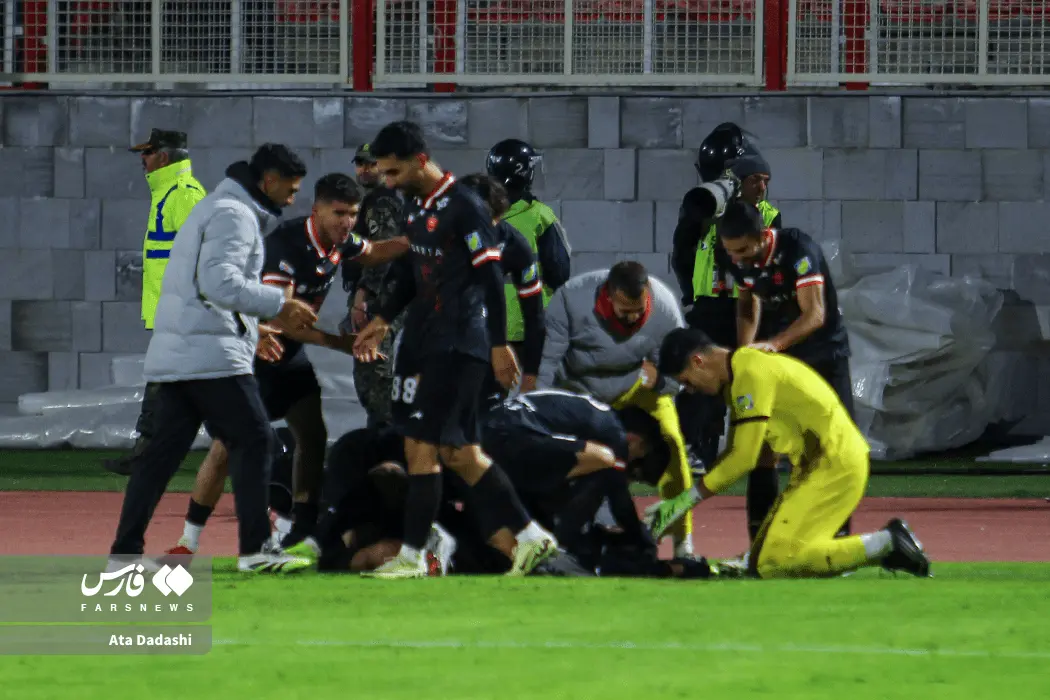 بازی پرسپولیس و تراکتور