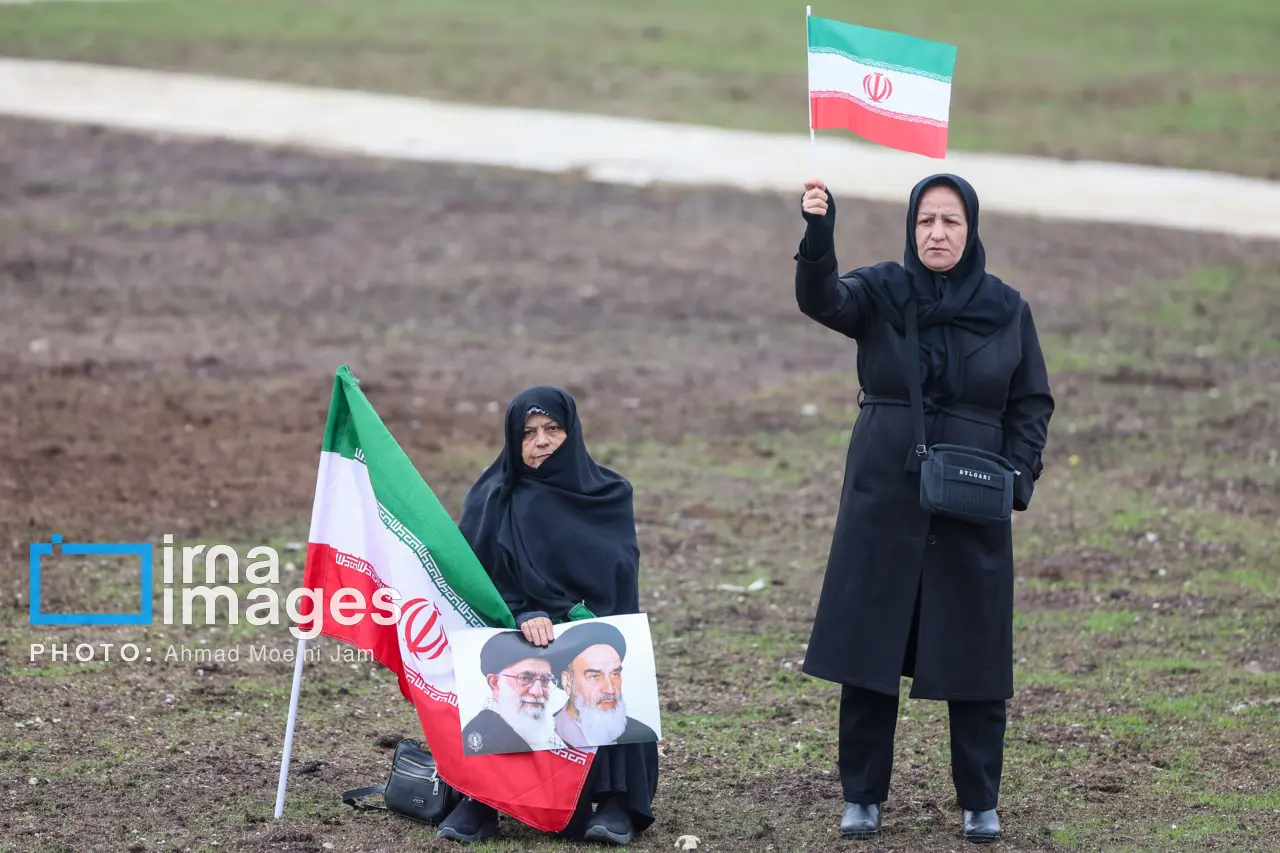 زنان در راهپیمایی 22 بهمن زنان و جمهوری اسلامی