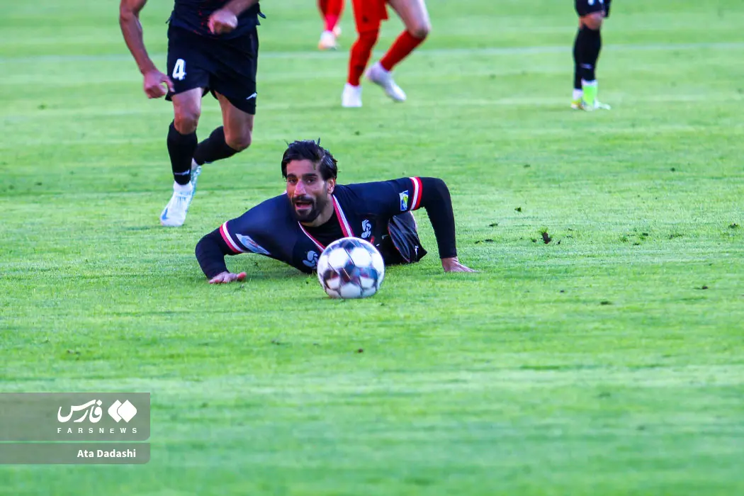 بازی پرسپولیس و تراکتور