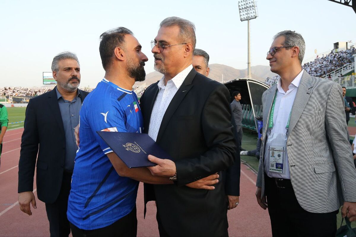 تقدیر نظری جویباری از هوادار آسیب‌دیده استقلال!