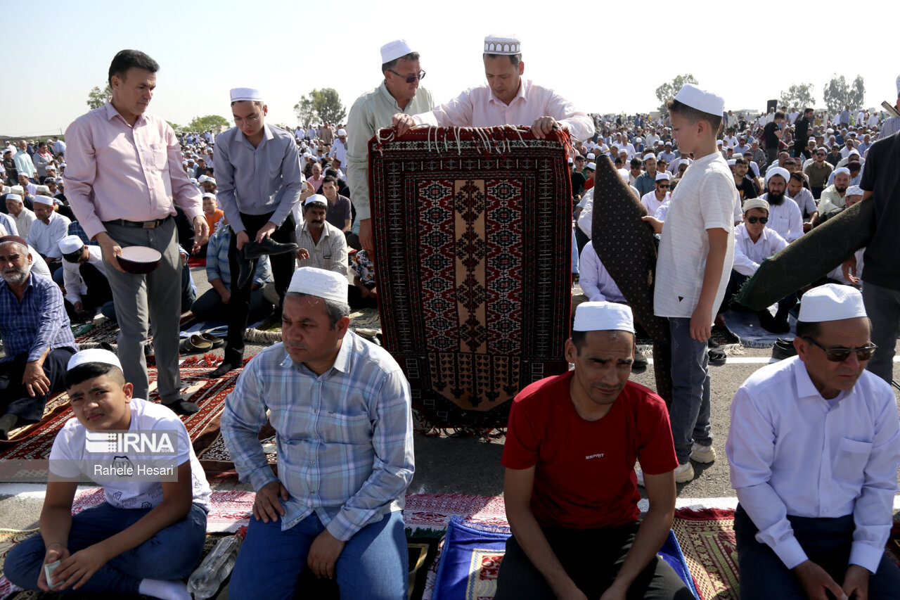 نماز عید قربان در بندر ترکمن