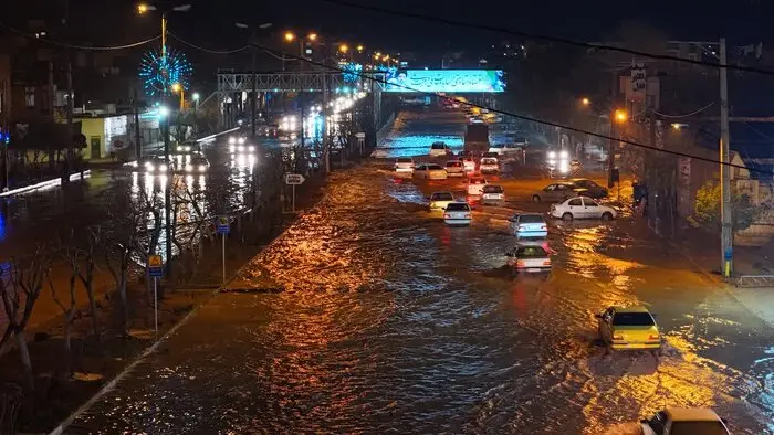 بارندگی سیل‌آسا در ساوه