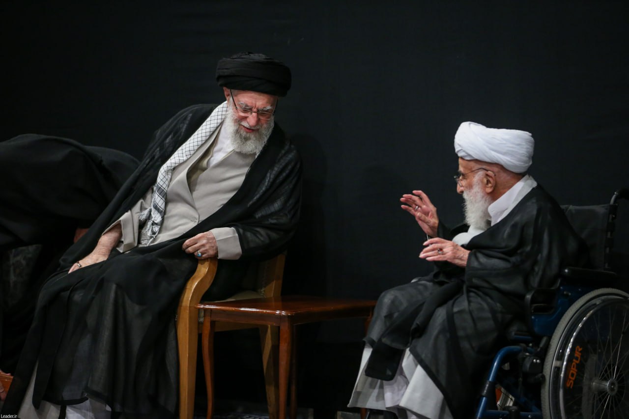 تصویر جدید آیت‌الله جنتی با ویلچر خبرساز شد