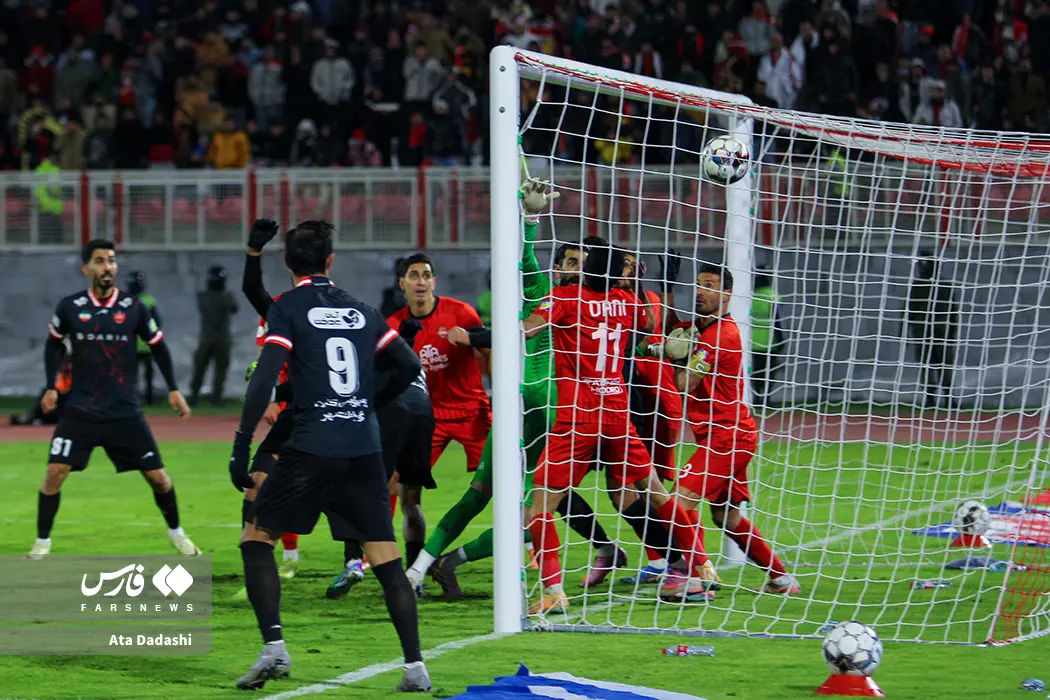 بازی پرسپولیس و تراکتور