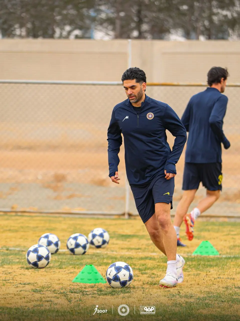 رونمایی از علی کریمی در تمرینات سپاهان!