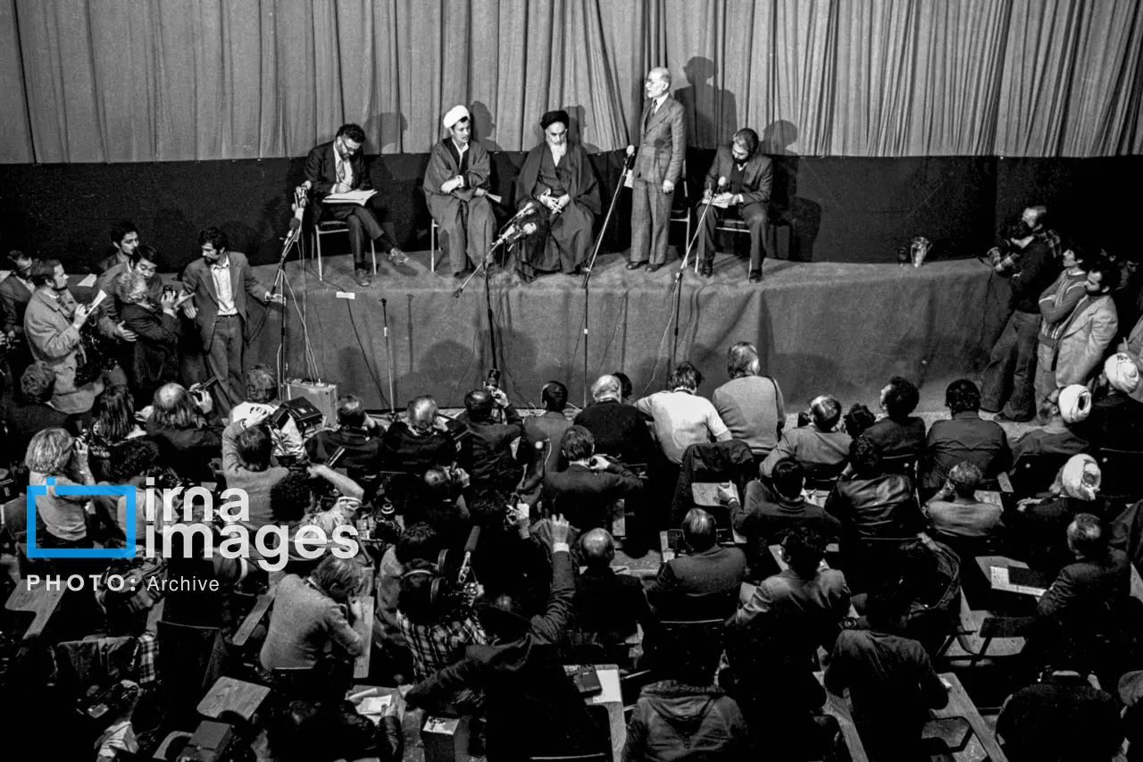 معارفه مهندس بازرگان برای نخست وزیر دولت موقت