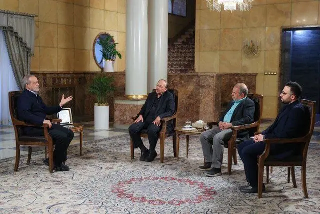 پاسخ پزشکیان به پرسش‌های شمس‌الواعظین، عبدالکریمی و جلائی‌پور درباره مذاکرات و وقایع دی ماه