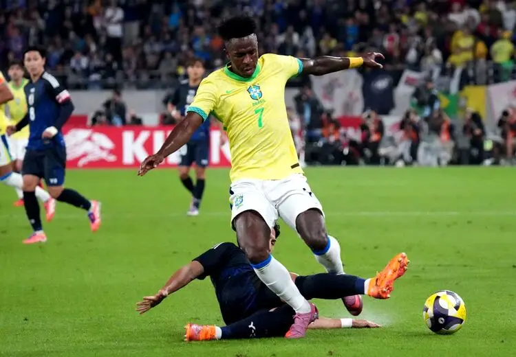 
احتمال زندانی شدن وینیسیوس به خاطر تولد جنجالی!
