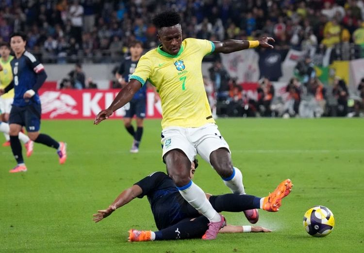 
احتمال زندانی شدن وینیسیوس به خاطر تولد جنجالی!