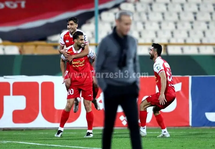 گل محمدی نصف قراردادش را می‌بخشد تا برود؟!