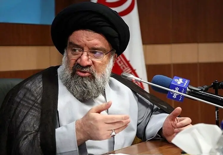 احمد خاتمی: مردم نگرانند که آیا بی‌حجابی‌‌ها جمع می شود یا نه؟