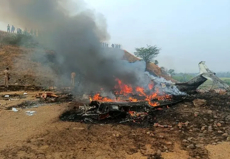 سقوط هواپیما در هند ۵ کشته بر جای گذاشت 