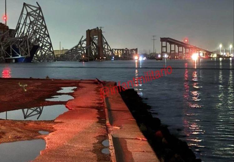 برخورد ویرانگر کشتی به پل در آمریکا/ ده ها تن کشته و مفقود شدند