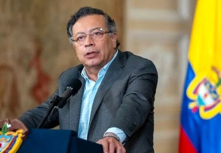 رئیس‌جمهور کلمبیا: آمریکا با حملاتش مردم را ترور می‌کند