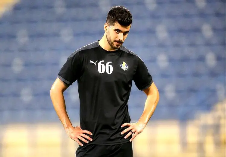 عزت اللهی رسما به شباب الاهلی امارات پیوست
