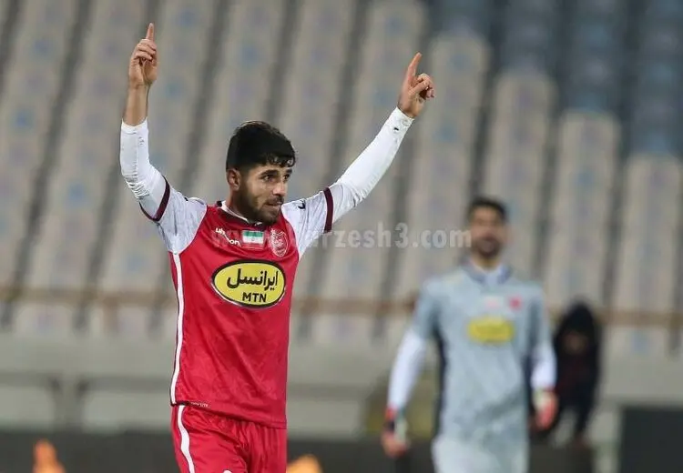 باشگاه پرسپولیس: مذاکره با محمد عمری قانونی نیست!