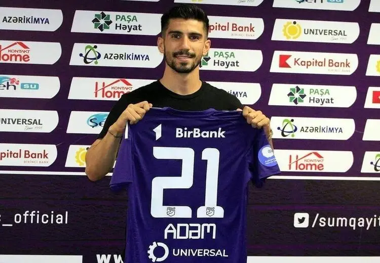 بازیکن سابق پرسپولیس مشاور املاک شد!