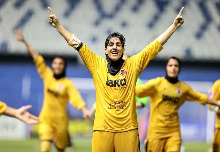 کاپیتان پشیمانِ تیم ملی در راه مالزی !