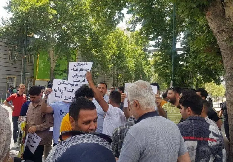کلاهبرداری از 350 نفر با ترفند پیش‌فروش خودرو 