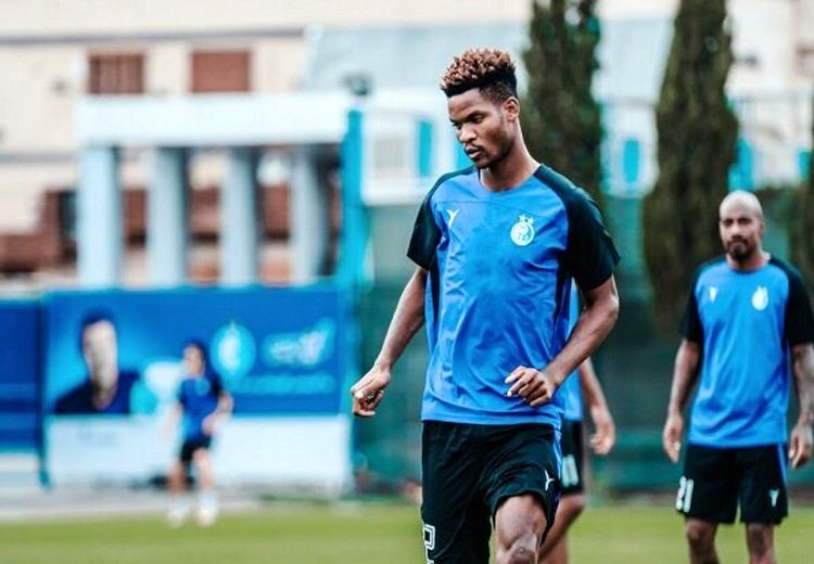 ساپینتو بازیکن خارجی استقلال را جریمه کرد