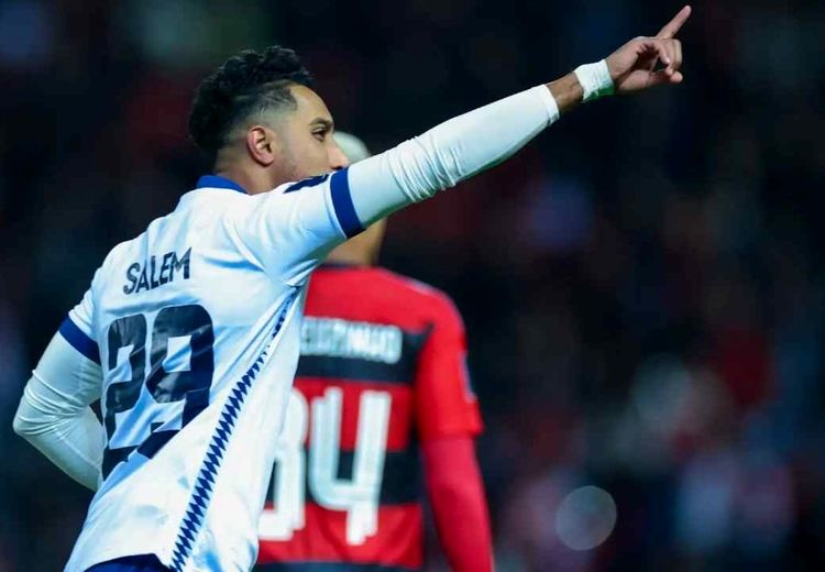 سالم الدوساری مرد سال فوتبال آسیا می‌شود؛ شانس کم اکرم عفیف