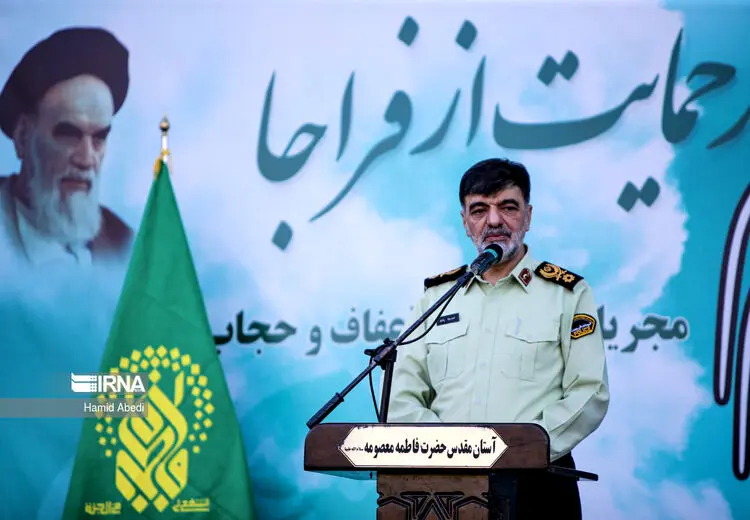 رادان: پرچم حجاب تا زمانی که بالا باشد شهدا و خانواده شهدا سرافرازند