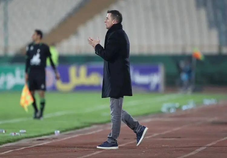 اوسمار ویرا: امیدوارم رابطه بین تیم و تماشاگران نزدیک‌تر شود