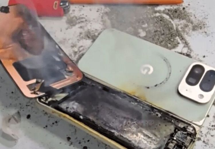 گوشی جدید گوگل منفجر شد