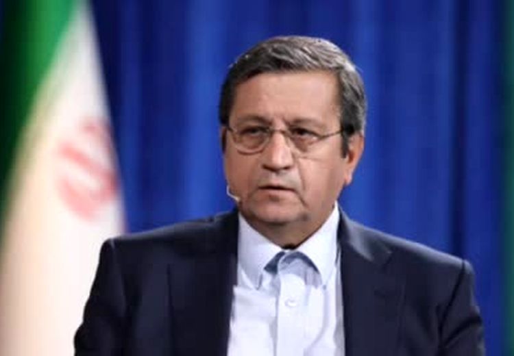 همتی سکوتش را شکست: صراحتا همه نمایندگان استیضاح کننده، یا پست مدیرعاملی می‌خواستند یا عضویت هیات مدیره! 