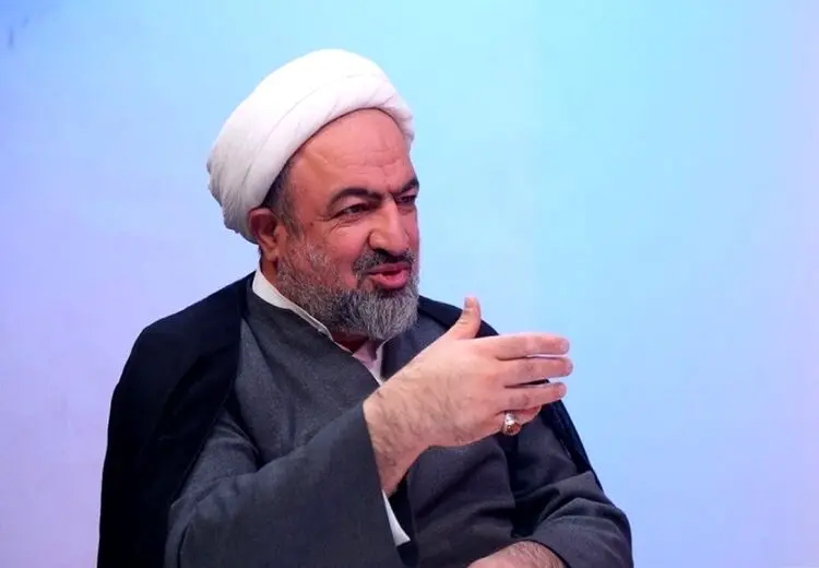 رسایی عضو هیأت نظارت بر مطبوعات شد!