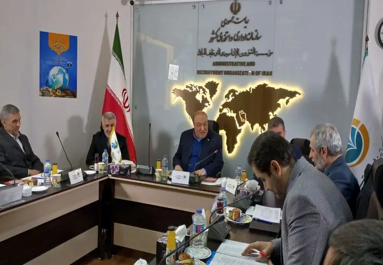 صفری: می‌توانیم تا ۲/۵میلیون بشکه نفت صادر کنیم/ دولت قبل قادر به فروش نفت نبود!