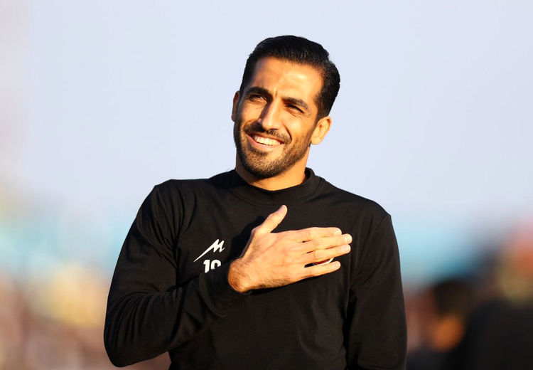 چک و چانه پرسپولیسی‌ها با کارتال برای ماندن وحید امیری