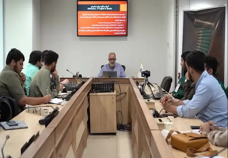 شمخانی: تفسیر مخاطب از قصه ترور شمخانی این شد که چطور همه فرماندهان ترور شدند اما او ترور نشد؟

