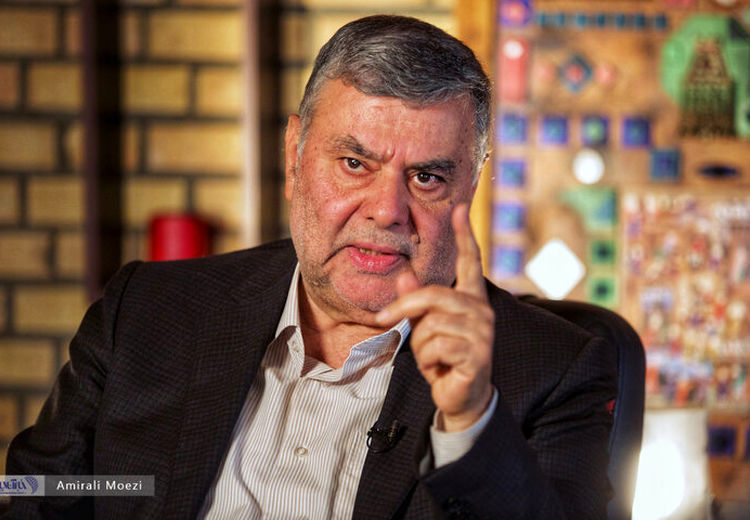 عضو مجمع تشخیص: اطلاعات مراکز پدافندی کشور را روسیه به اسرائیل داده بود 