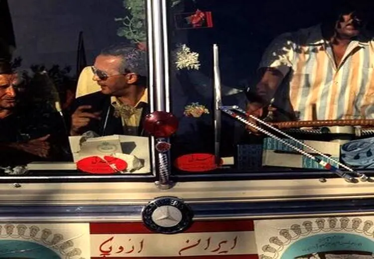 پخش موسیقی در اتوبوس مسافربری ممنوع شد + عکس