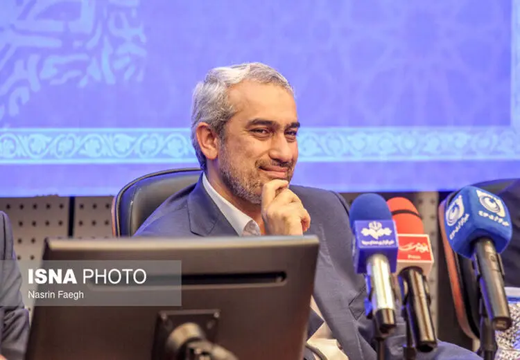 وزیر اقتصاد: تصمیمات خوبی برای تثبیت بازار ارز گرفته شده است