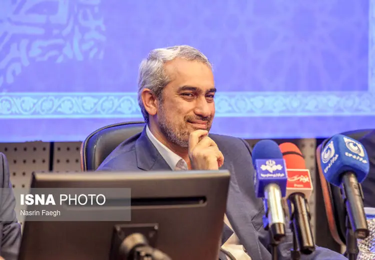 وزیر اقتصاد: تصمیمات خوبی برای تثبیت بازار ارز گرفته شده است