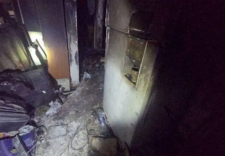 نجات ۱۰ نفر از آتش‌سوزی در ساختمانی ۹ طبقه در خیابان ولیعصر