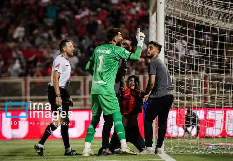 طعنه تند بیرانوند به پرسپولیسی‌ها: باید ۳- ۴ گل می‌زدیم!