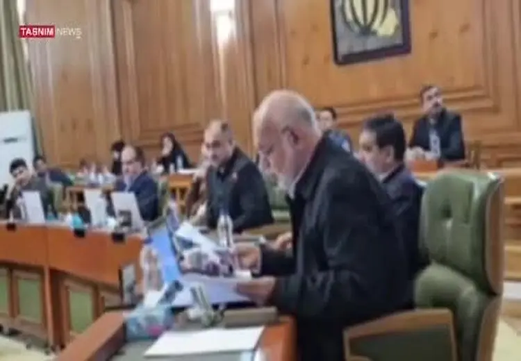دستمزد آبدارچی‌های شورای شهر تهران خبرساز شد