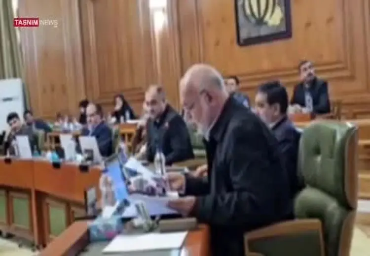 دستمزد آبدارچی‌های شورای شهر تهران خبرساز شد