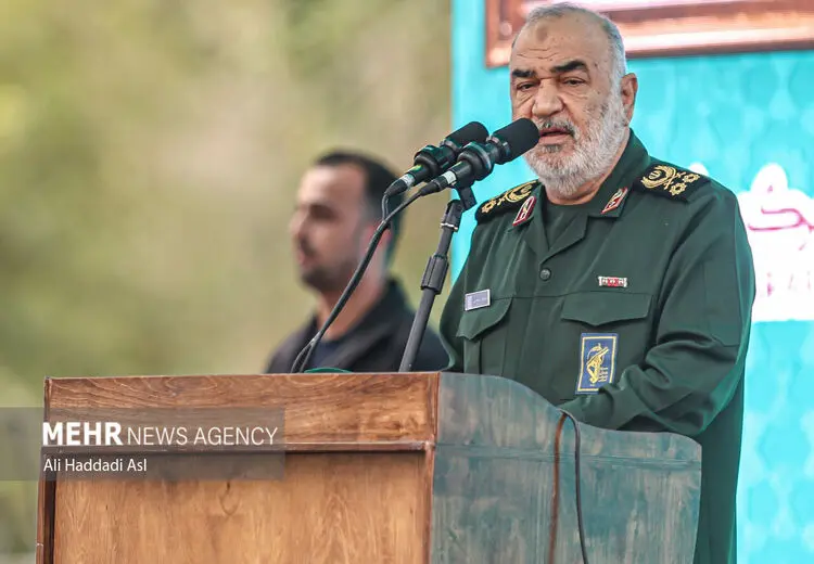 فرمانده کل سپاه: زنانِ غزه شب ها با حجاب کامل می خوابند و کودکان شهادتین می خوانند