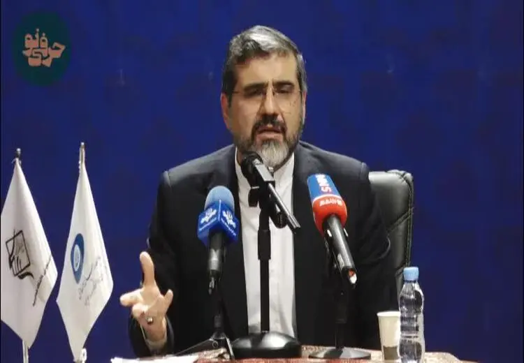  وزیر ارشاد: باعث افتخار است که مدیرانم سازندگان «قلاده‌های طلا» و «گاندو» هستند