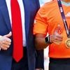 آقای فغانی! بچه شاه‌عبدالعظیم! انتظار نداشتیم گاندی و ماندلا می شدی، اما لااقل اون شست لعنتی رو غلاف می کردی!