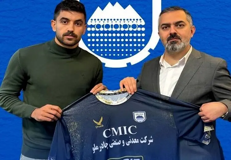 مهاجم سابق استقلال راهی چادرملو شد